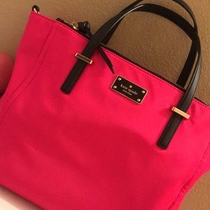 A hot pink Kate Spade Purse 👑💕